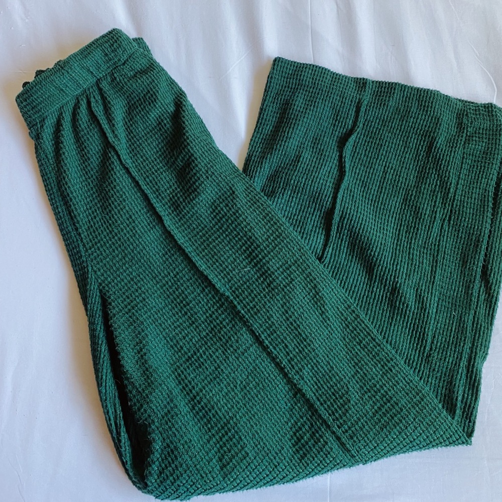 Green flared stretchy pants
